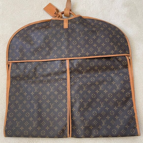 Louis Vuitton Monogram Garment Bag - Picture 7 of 10